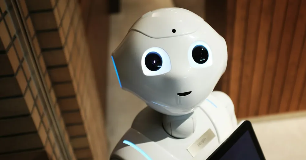 Humanoid robot representing AI technology and automation — artificial intelligence agents that solo founders deploy to handle operational functions while keeping human judgment at the centre
